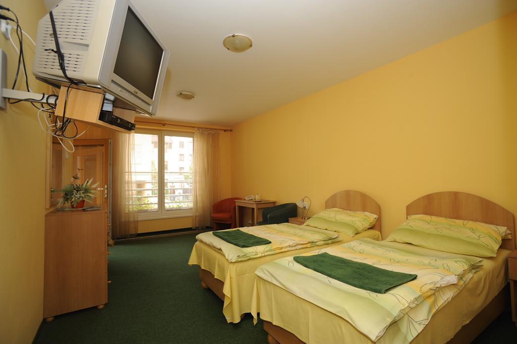 باردوبيتسه Hotel City المظهر الخارجي الصورة